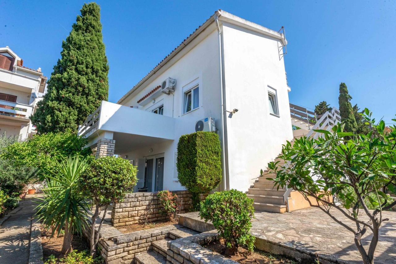 Apartmani Tatjana Novalja Exterior foto