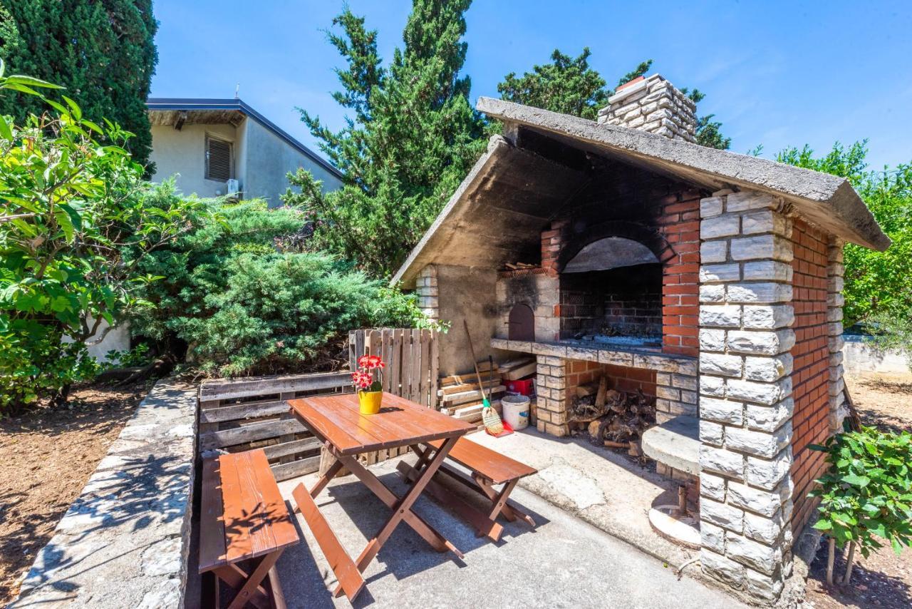 Apartmani Tatjana Novalja Exterior foto
